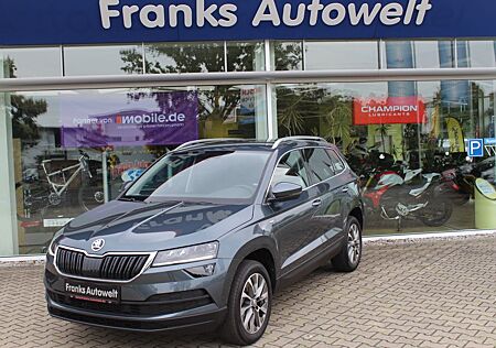 Skoda Karoq Clever 1,5 TSI DSG*AHK*PDC*GRA*LED*Carplay