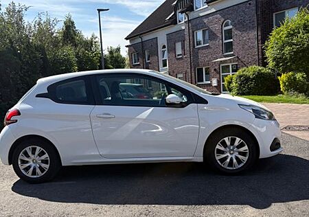 Peugeot 208 1.2 PureTech 68 Lion EDITION