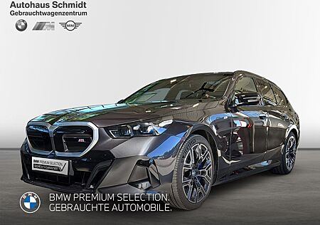 BMW i5 M60 xDrive Touring DAB LED Pano.Dach AHK