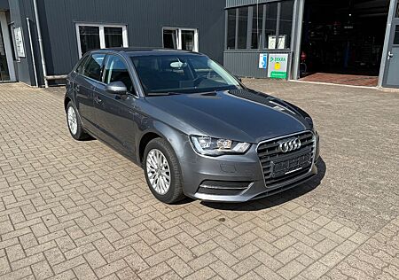 Audi A3 Sportback 1.4TFSI ambiente NAVI/BT/TEMPOMAT