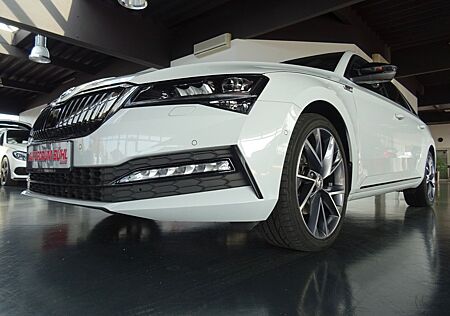 Skoda Superb Combi TDI SPORTLINE/Navi/LED/STHZ/AHK/360