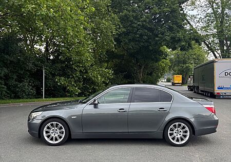BMW 525i