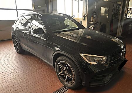 Mercedes-Benz GLC 220 d 4Matic AMG/DIGITAL TACHO/ MATRIX-LED