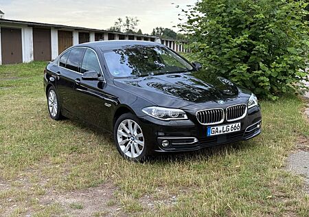 BMW 530d xDrive A Luxury Line Luxury Line