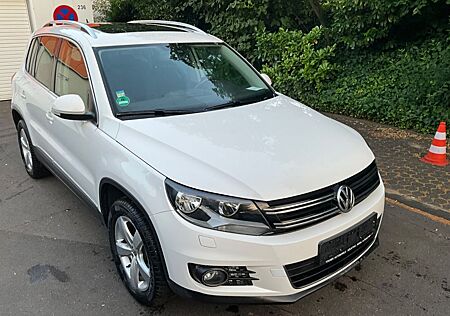 VW Tiguan Volkswagen Sport & Style BMT