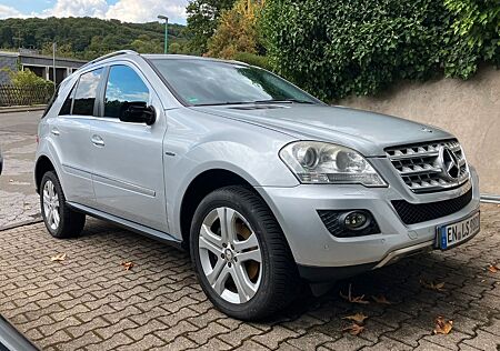 Mercedes-Benz ML 300 CDI 4MATIC, AHK, von 2. Besitzerin
