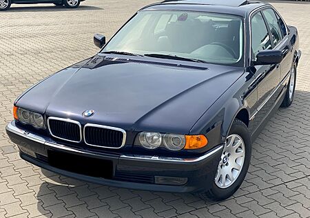 BMW 728i E38 Facelift 1HAND DoppelVerglasng Schalter