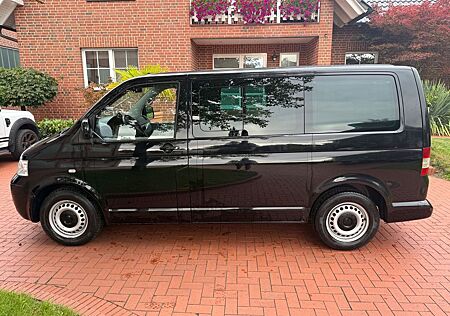 VW T5 Transporter Volkswagen Bus Multivan AHK NAVI PDC