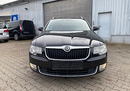 Skoda Superb Combi Elegance*Panorama*PDC*TÜV NEU*