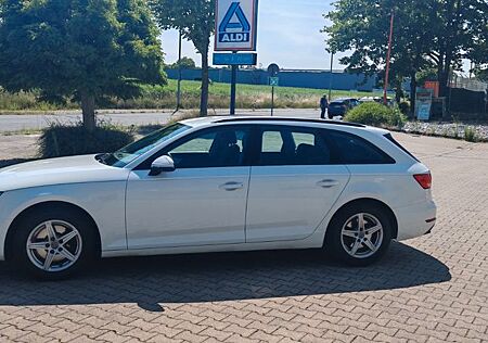 Audi A4 1.4 TFSI Avant 150PS