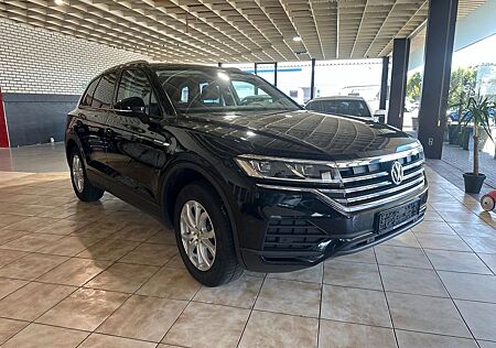 VW Touareg Volkswagen Basis 4Motion