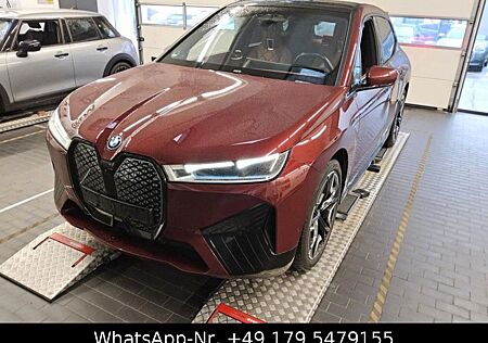 BMW iX xDrive50, Sportpaket, Panorama, 22*Alu,. Voll
