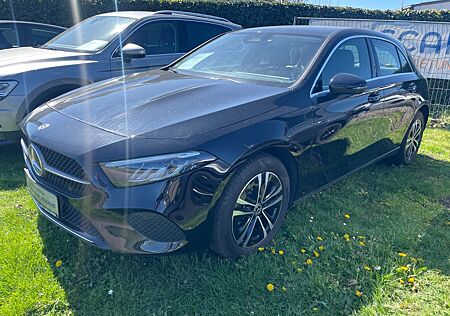 Mercedes-Benz A 250 e LED Tempomat
