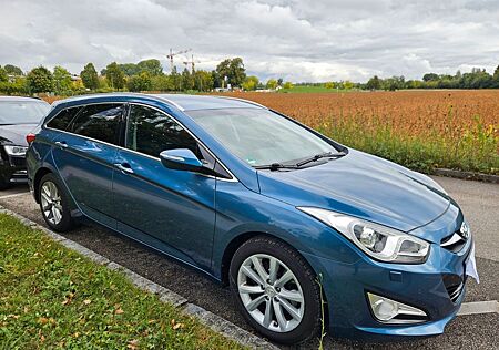 Hyundai i40 cw 1.7 CRDi FIFA World Cup EDT. Gold 100...