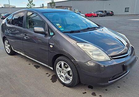 Toyota Prius 1.5-l_VVT-i Executive Executive