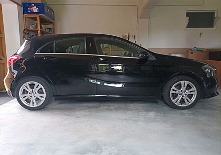 Mercedes-Benz A 180 Urban