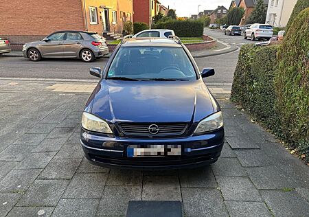 Opel Astra 1.6 -