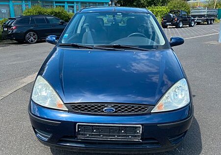 Ford Focus 1.6 Ambiente TÜV 05-2027 aus 1 Hand