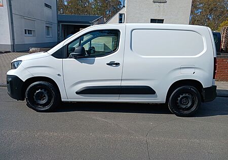 Peugeot Partner Premium L1 1.HAND KLIMA KAMERA SERV TUV
