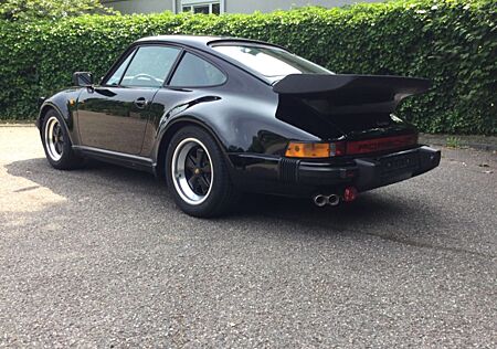 Porsche 930 Turbo