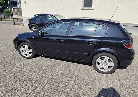 Opel Astra 1.6 Selection