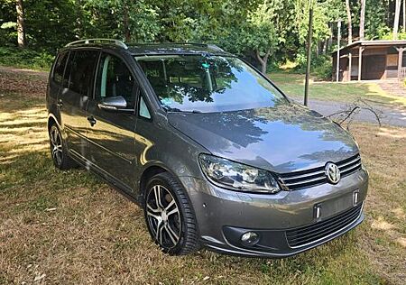 VW Touran Volkswagen 2.0 TDI Life *TÜV bis 04/27*