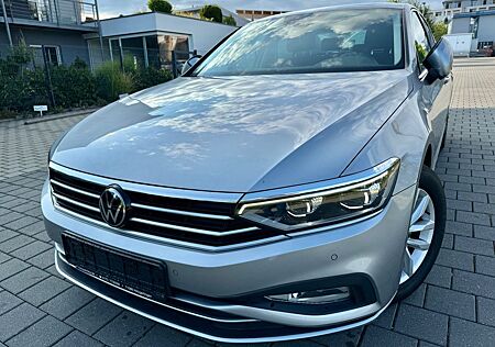 VW Passat Volkswagen 2.0TDI DSG NAVI*VIRTUELL*CAM*XEN*MTL*LED