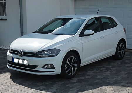 VW Polo Volkswagen 1.0 TSI 70kW *DSG*Navi*LED*tot.Winkel