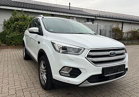 Ford Kuga Titanium*SONDERLACKIERUNG FROST WEIß !!