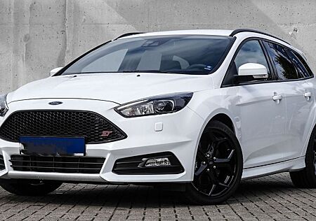 Ford Focus 2,0 EB ST Leder-Exklusiv-Paket Turnier ST