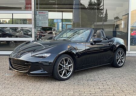 Mazda MX-5 2.0 SKYACTIV-G Selection Bose Recaro Kamera
