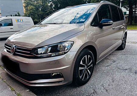 VW Touran Volkswagen 2.0 TDI SCR DSG IQ.DRIVE