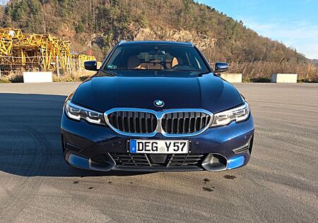 BMW 320d Touring Sport Line 8fach HU 05/27 Wartungsp
