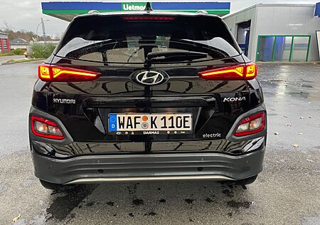 Hyundai Kona 5 J. Garantie -400 km echte Reichweite -WR inkl.