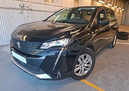 Peugeot 5008 1.5 Ltr. 96 kW EAT8* 7 SItze