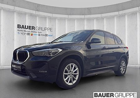 BMW X1 gebraucht kaufen BMW X1 xDrive 20 d Advantage Park-Assistent AHK-abne