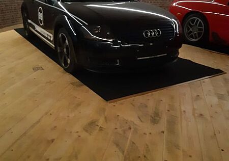 Audi TT Roadster 1.8T Ohne Spoiler Sammlerfahrzeug -