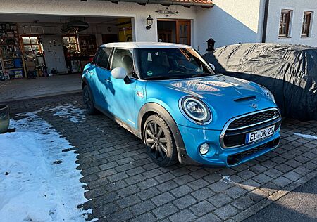 Mini Cooper SD Autom. 4 Türer (8 Gang) - Sondermodell