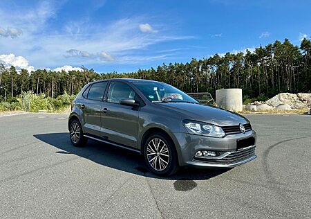 VW Polo Volkswagen | Top-Ausstattung | Reifen neu | Gepflegt