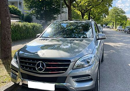 Mercedes-Benz ML 350 Mercedes BlueTEC | 11/2014 | TÜV 01/2028