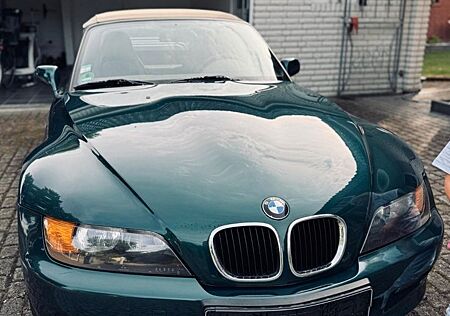 BMW Z3 Roadster 1.8 - EZ 02/1997 TÜV Neu!