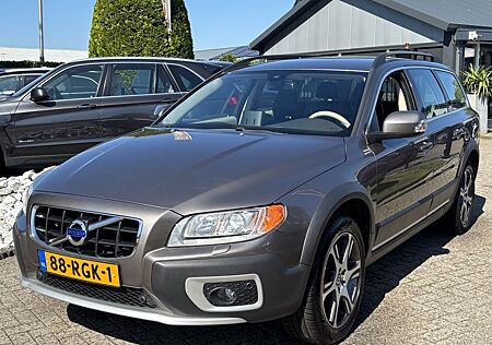 Volvo XC 70 XC70 2.0 D3 5-Cilinder 2011 automatik NL Auto xe