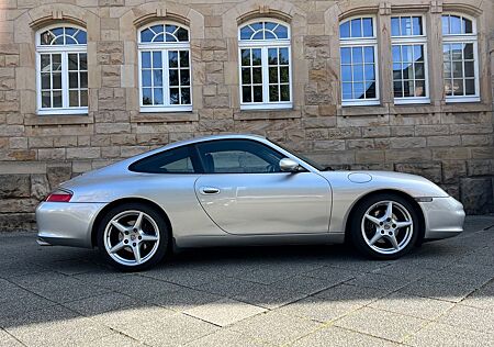 Porsche 996 Carrera Coupé Carrera Classic