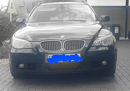 BMW 525d Touring - grosse Nav, Pano, Standh.