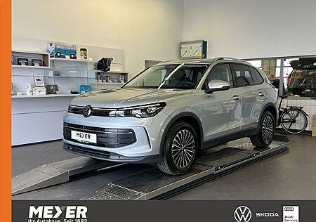 VW Tiguan Volkswagen Life 2.0 TDI DSG *AHK, LED, Kamera, 18''-