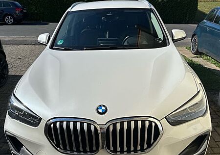 BMW X1 xDrive20i Advantage Steptronic Advantage