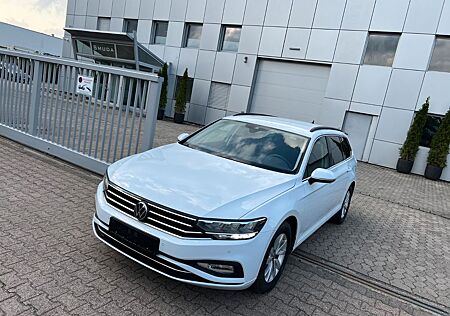 VW Passat Variant Volkswagen Passat VIRTUAL*ACC*LANE*SIDE*AHK*KAMERA*NAVI*DSG
