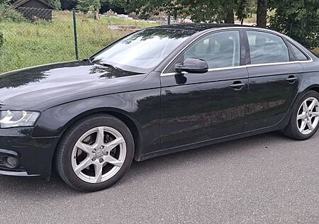 Audi A4 2.0 TDI (DPF) Attraction