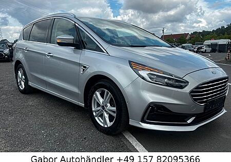 Ford S-Max Titanium