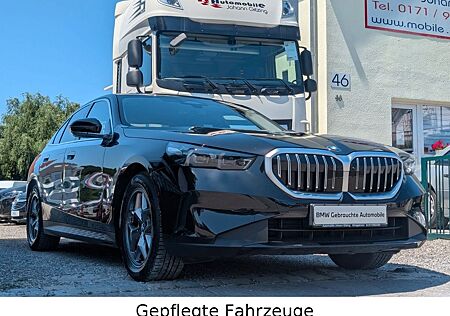 BMW 520i Limousine Head-Up Display 360°Kamera Memory